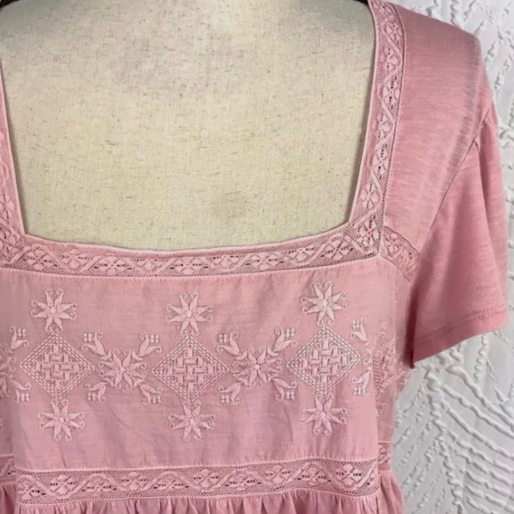 Lucky Brand Light Pink Embroidered Short Sleeve Peasant Blouse Women’s Size XL - Picture 2 of 10